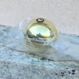 Poshmark Round Lip Moisturizer